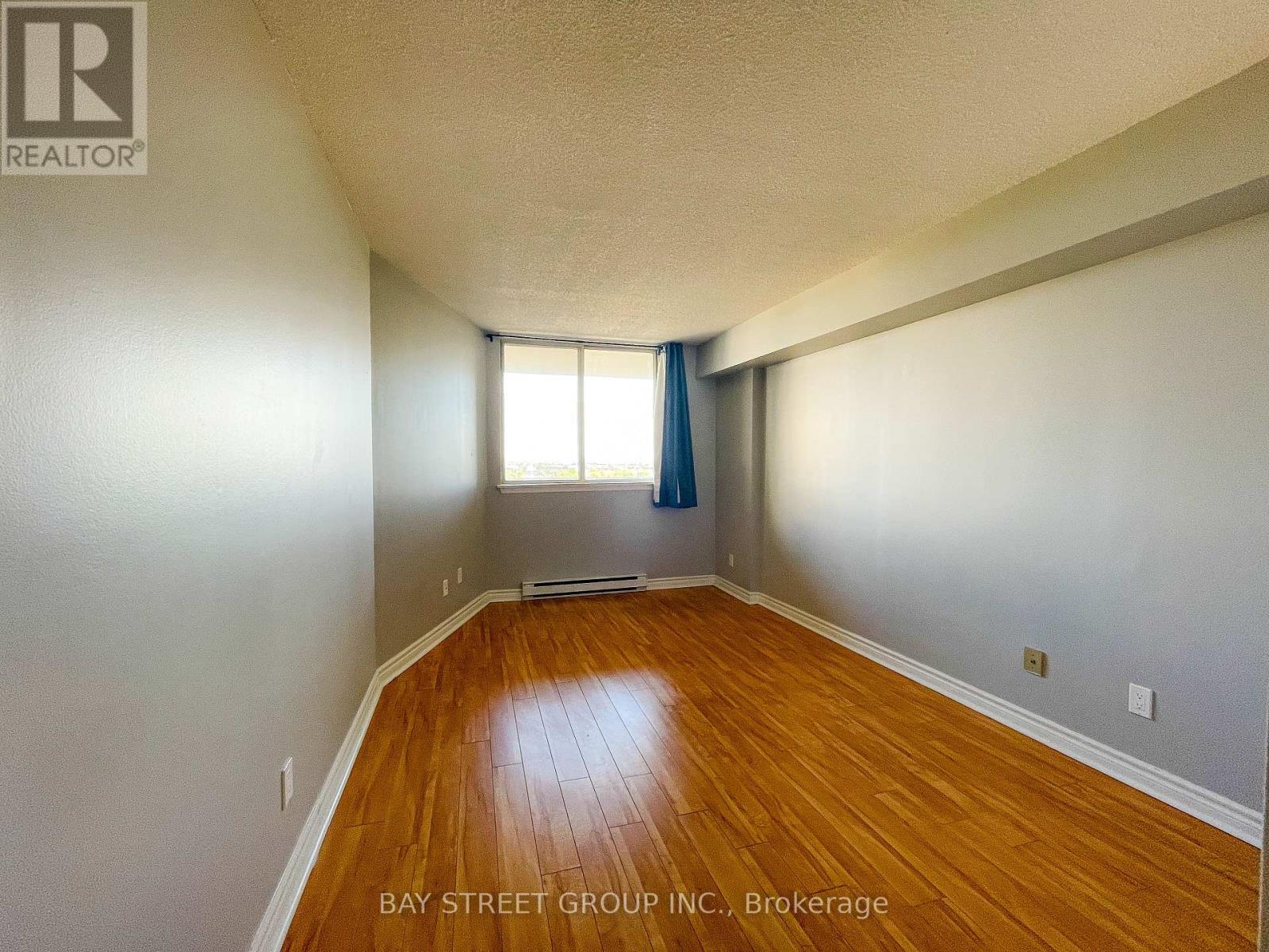 1007 - 150 Alton Towers Circle, Toronto, Ontario  M1V 4X7 - Photo 3 - E13629922