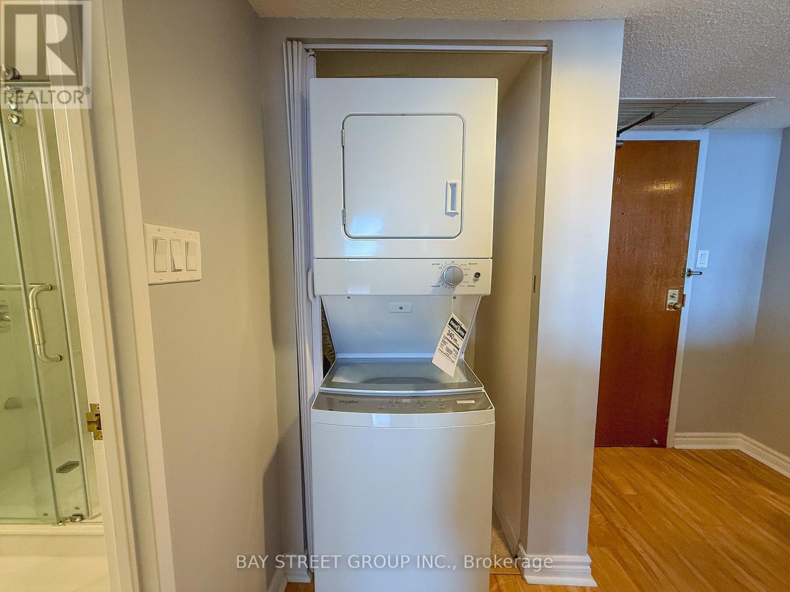 1007 - 150 Alton Towers Circle, Toronto, Ontario  M1V 4X7 - Photo 5 - E13629922