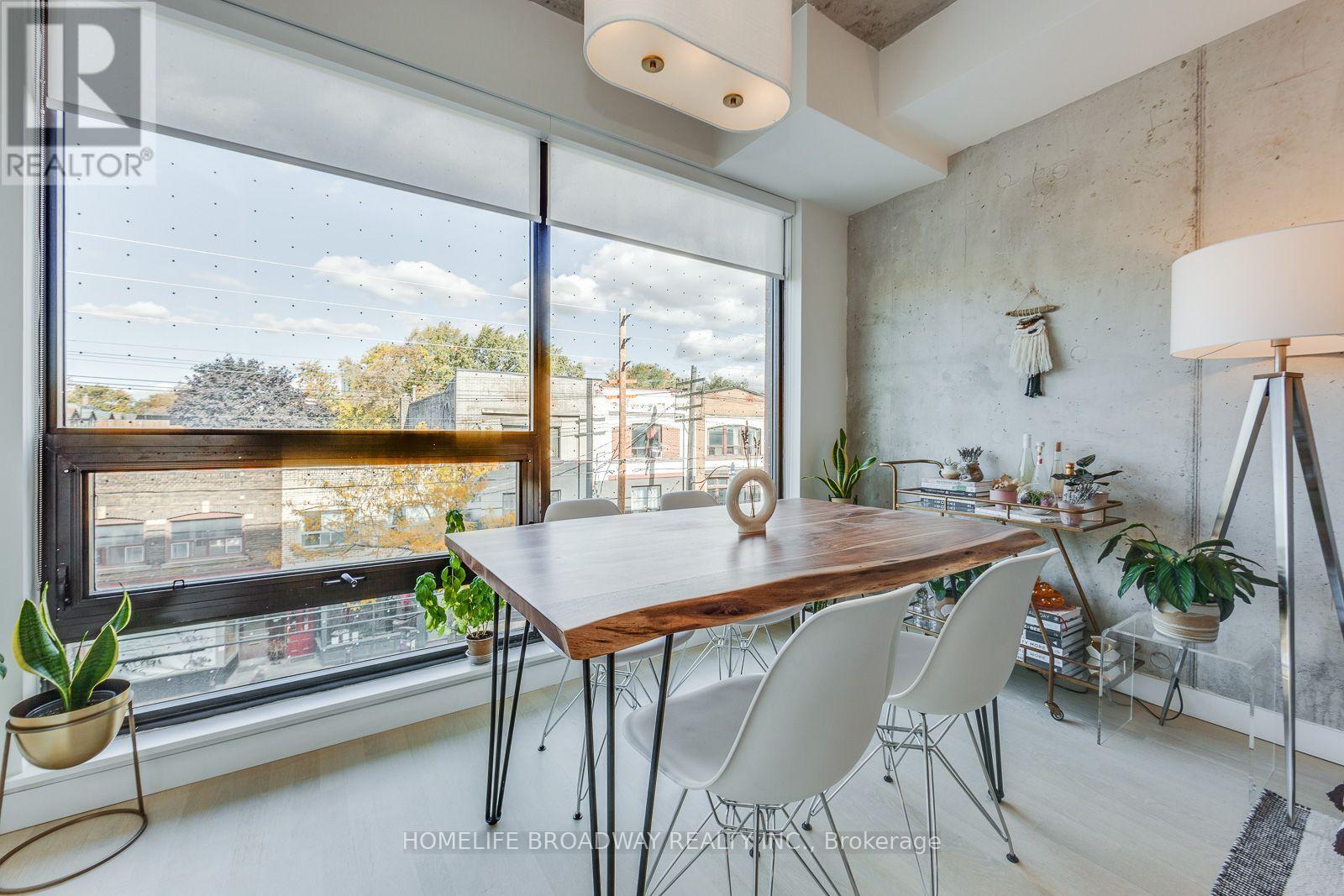 313 - 246 Logan Avenue, Toronto, Ontario  M4M 0E9 - Photo 3 - E13629924