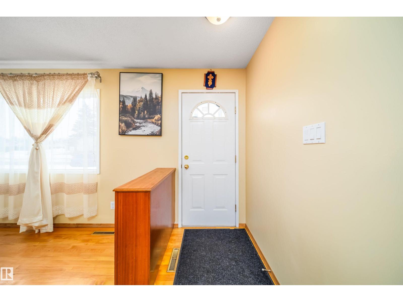 7911 145 Av NW NW, Edmonton, Alberta  T5C 2S8 - Photo 15 - E4501836