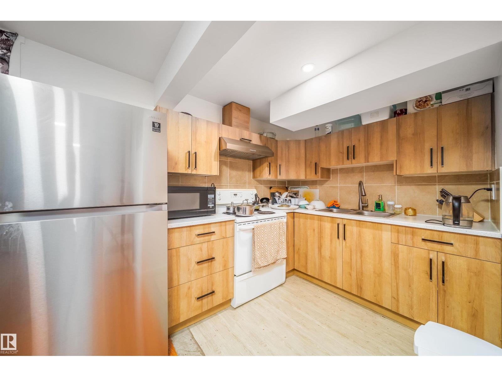 7911 145 Av NW NW, Edmonton, Alberta  T5C 2S8 - Photo 47 - E4501836