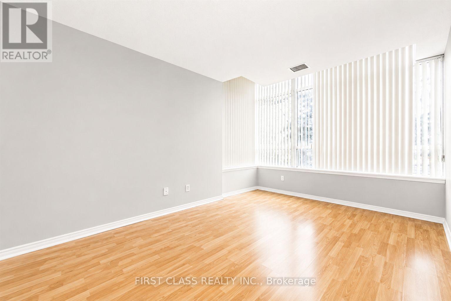 106 - 91 Townsgate Drive, Vaughan, Ontario  L4J 8E8 - Photo 11 - N13629920