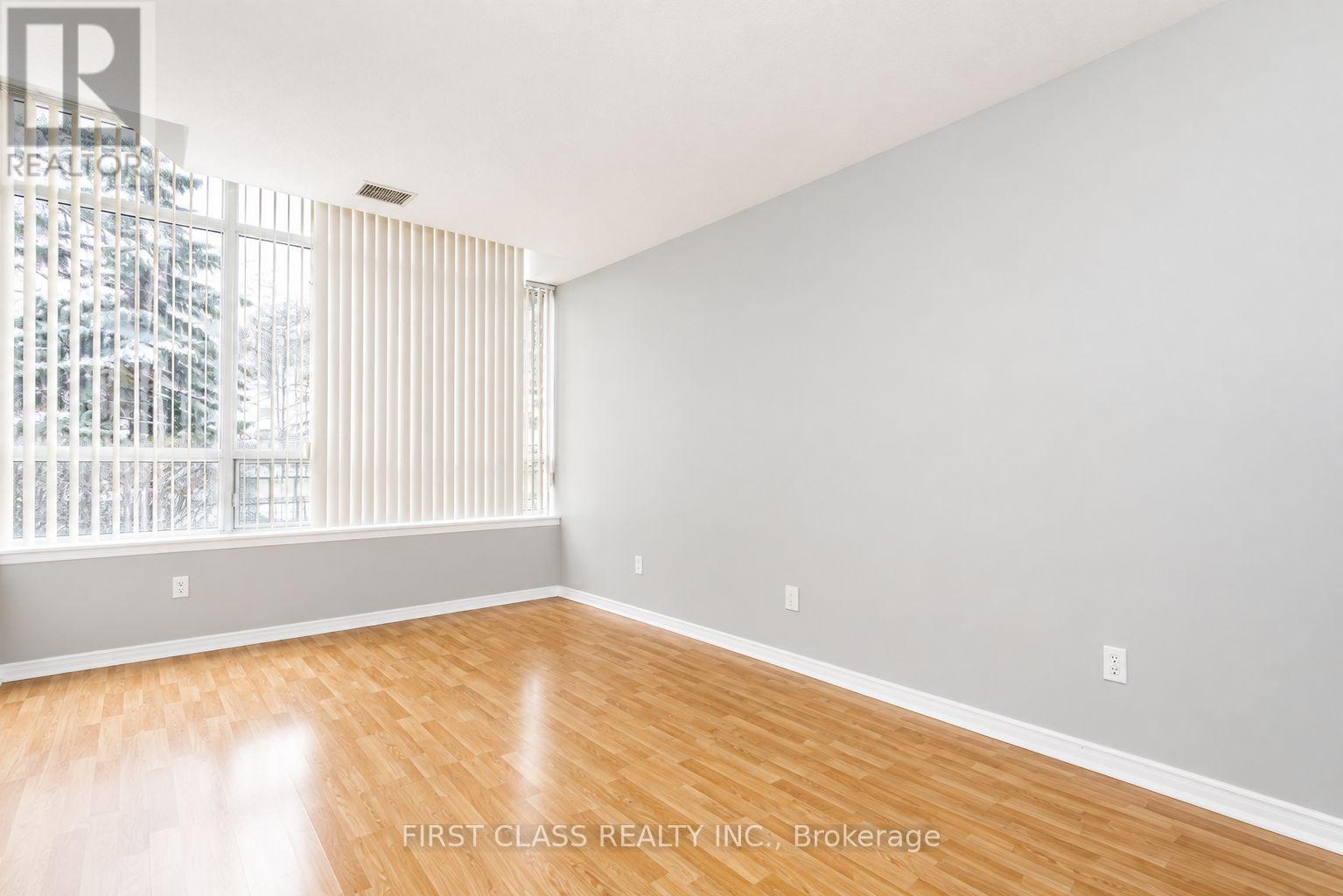 106 - 91 Townsgate Drive, Vaughan, Ontario  L4J 8E8 - Photo 12 - N13629920