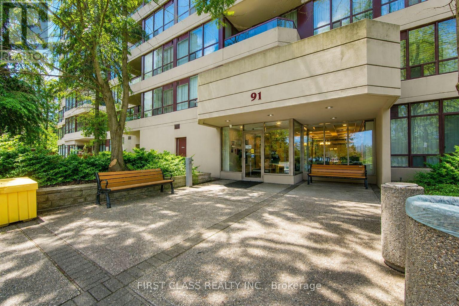 106 - 91 Townsgate Drive, Vaughan, Ontario  L4J 8E8 - Photo 2 - N13629920