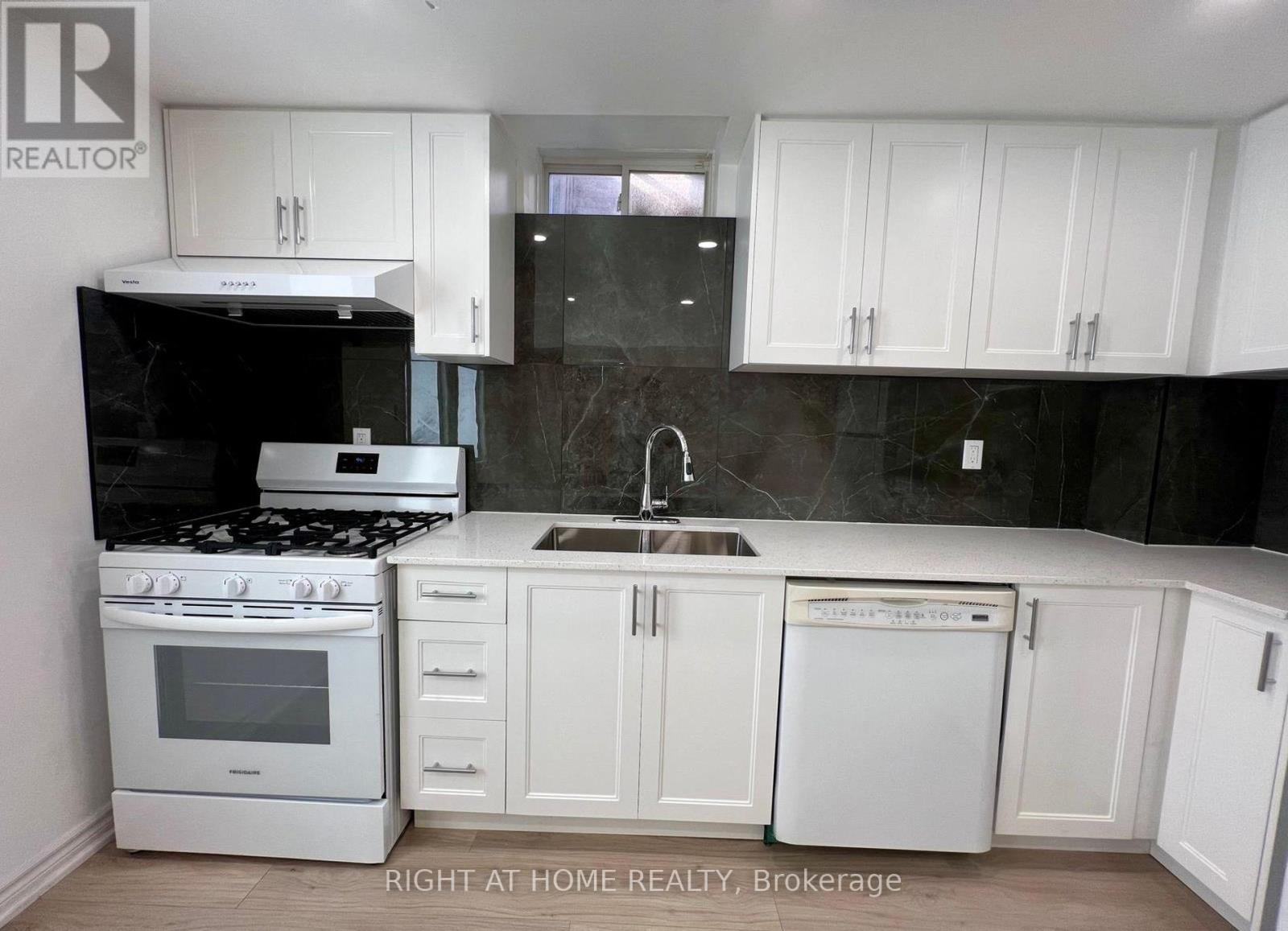 99 Ascalon Drive, Vaughan, Ontario  L6A 0M4 - Photo 5 - N13629940