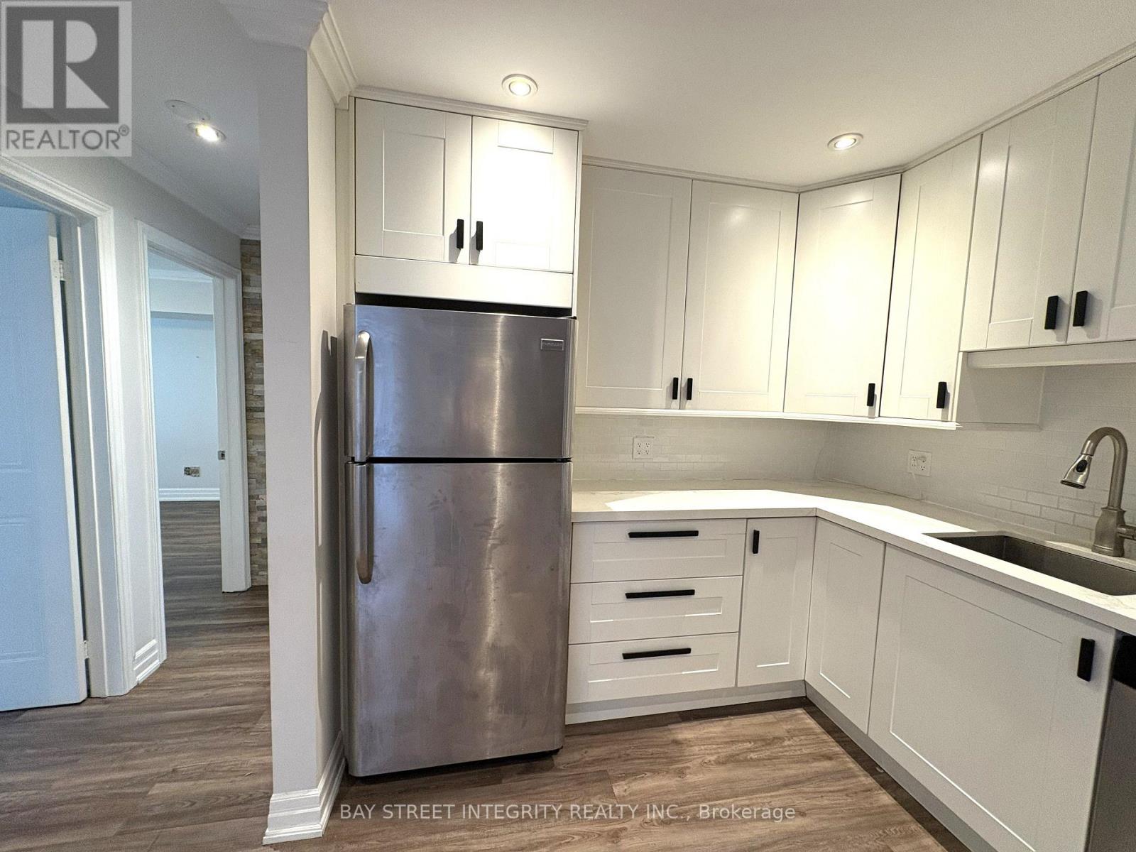 234 - 1498 Pilgrims Way, Oakville, Ontario  L6M 3G9 - Photo 8 - W13629930