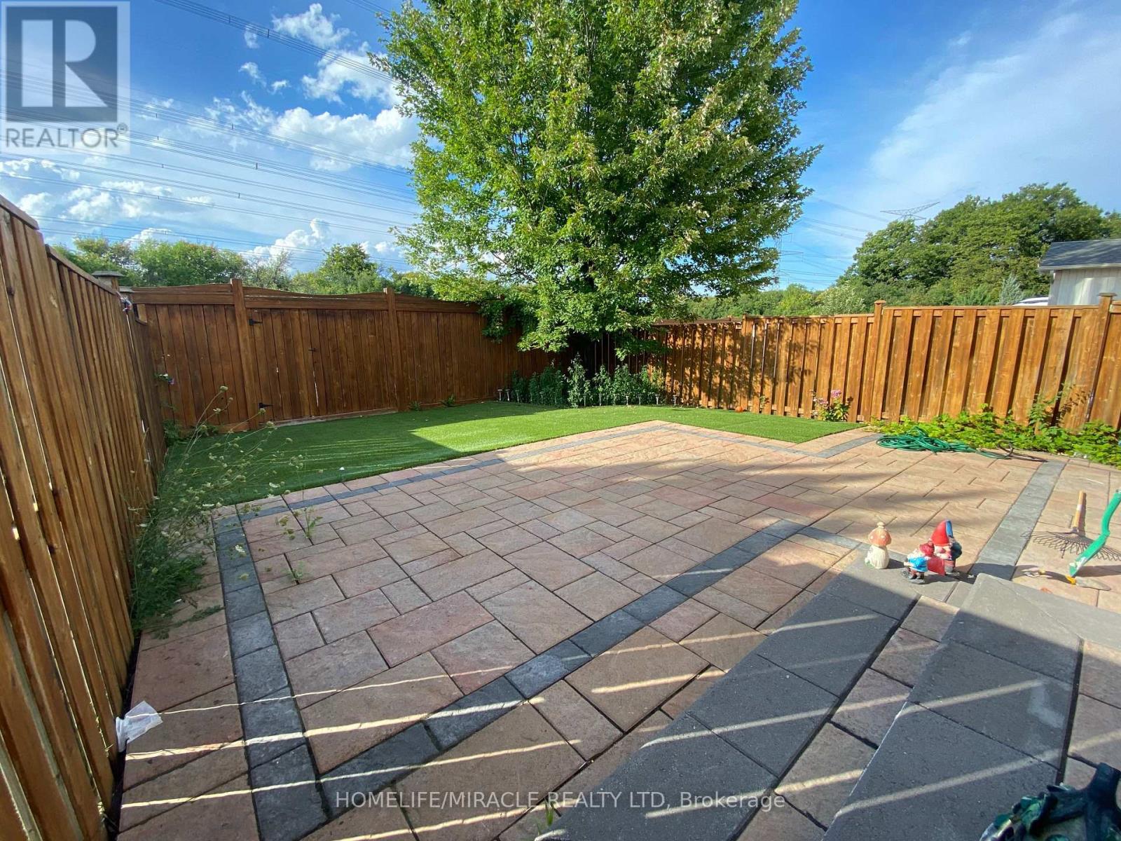 7419 Magistrate Terrace, Mississauga, Ontario  L5W 1K9 - Photo 9 - W13629938