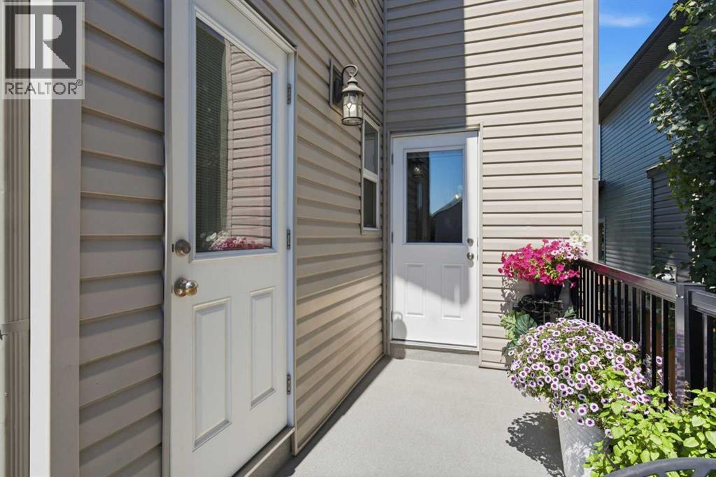 31 Reunion Grove NW, Airdrie, Alberta  T4B 0Y9 - Photo 12 - A2332773
