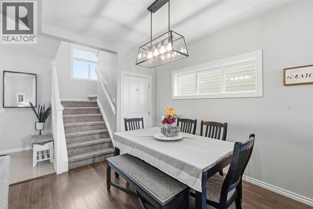 31 Reunion Grove NW, Airdrie, Alberta  T4B 0Y9 - Photo 8 - A2332773