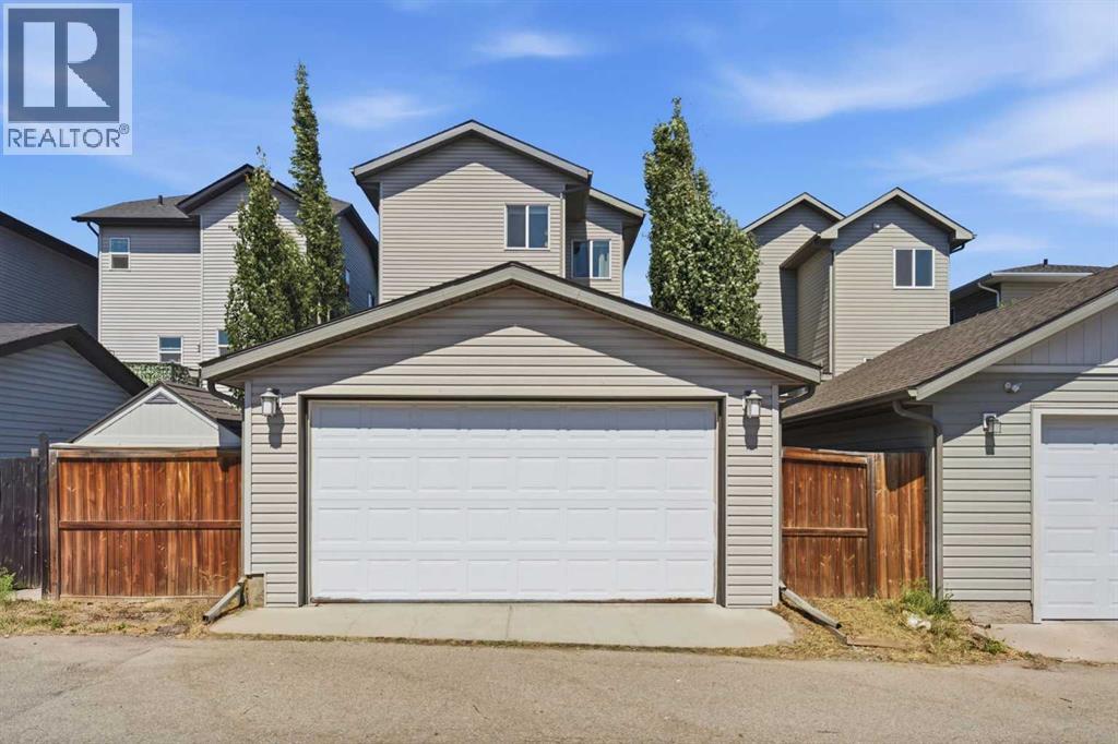 31 Reunion Grove NW, Airdrie, Alberta  T4B 0Y9 - Photo 38 - A2332773