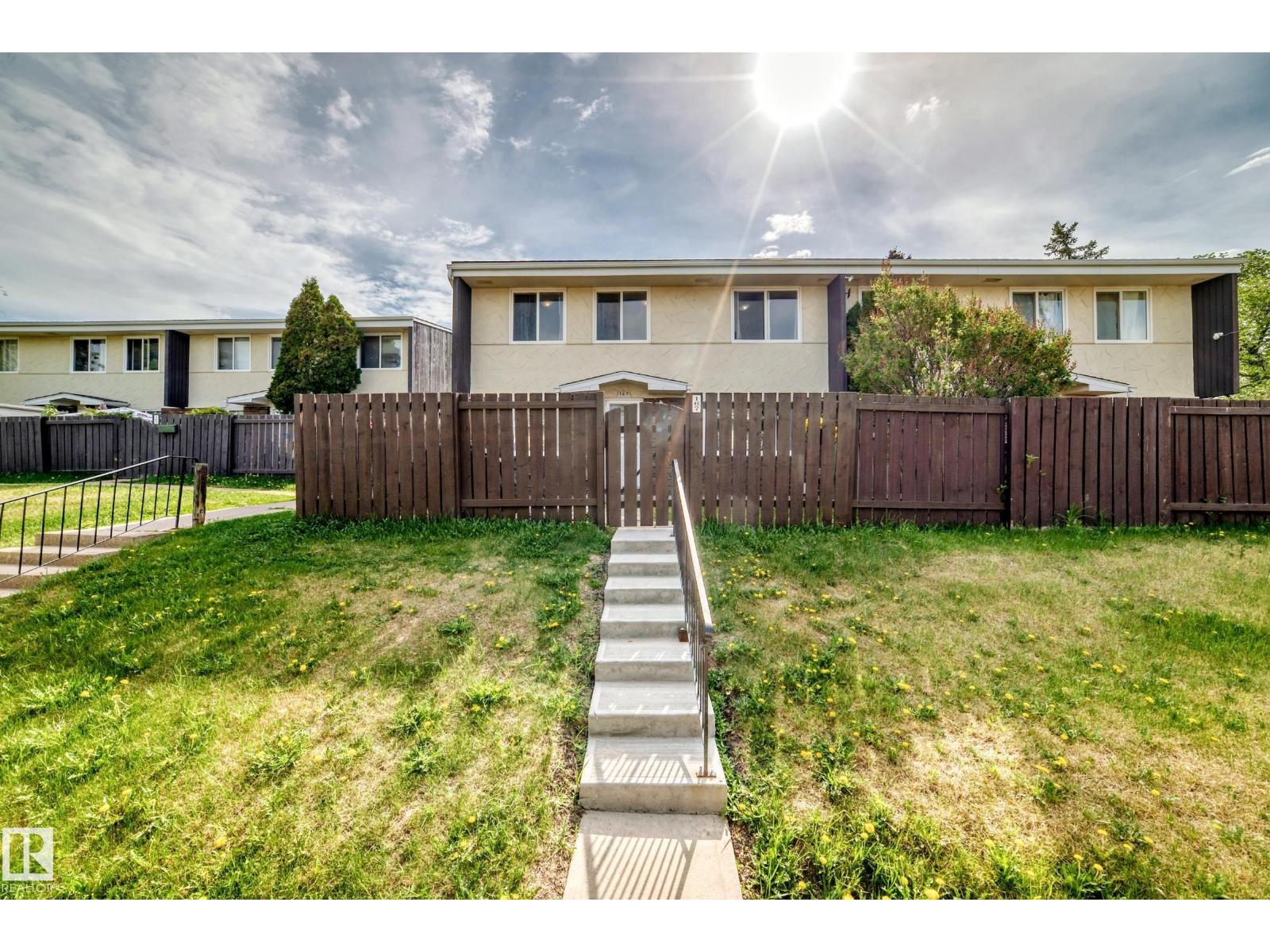 167 Roseland Vg NW, Edmonton, Alberta  T5E 5R6 - Photo 37 - E4501838