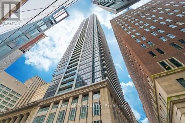 1404 - 70 TEMPERANCE STREET, Toronto, Ontario