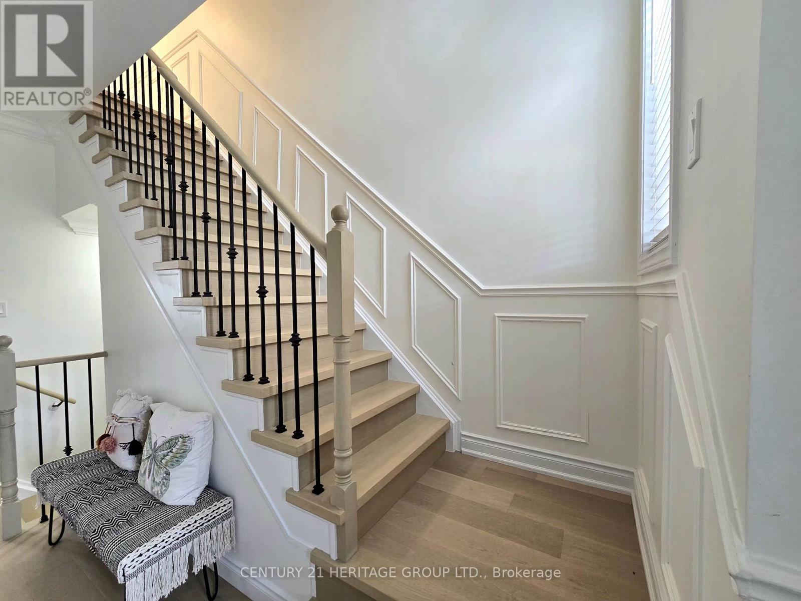 37 Luisa Street, Bradford West Gwillimbury, Ontario  L3Z 0P2 - Photo 11 - N13629978