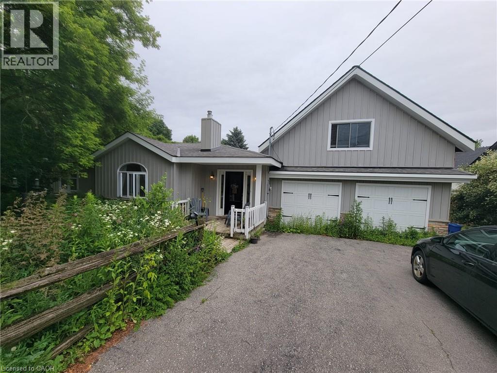 2566 2 Road, Burlington, Ontario