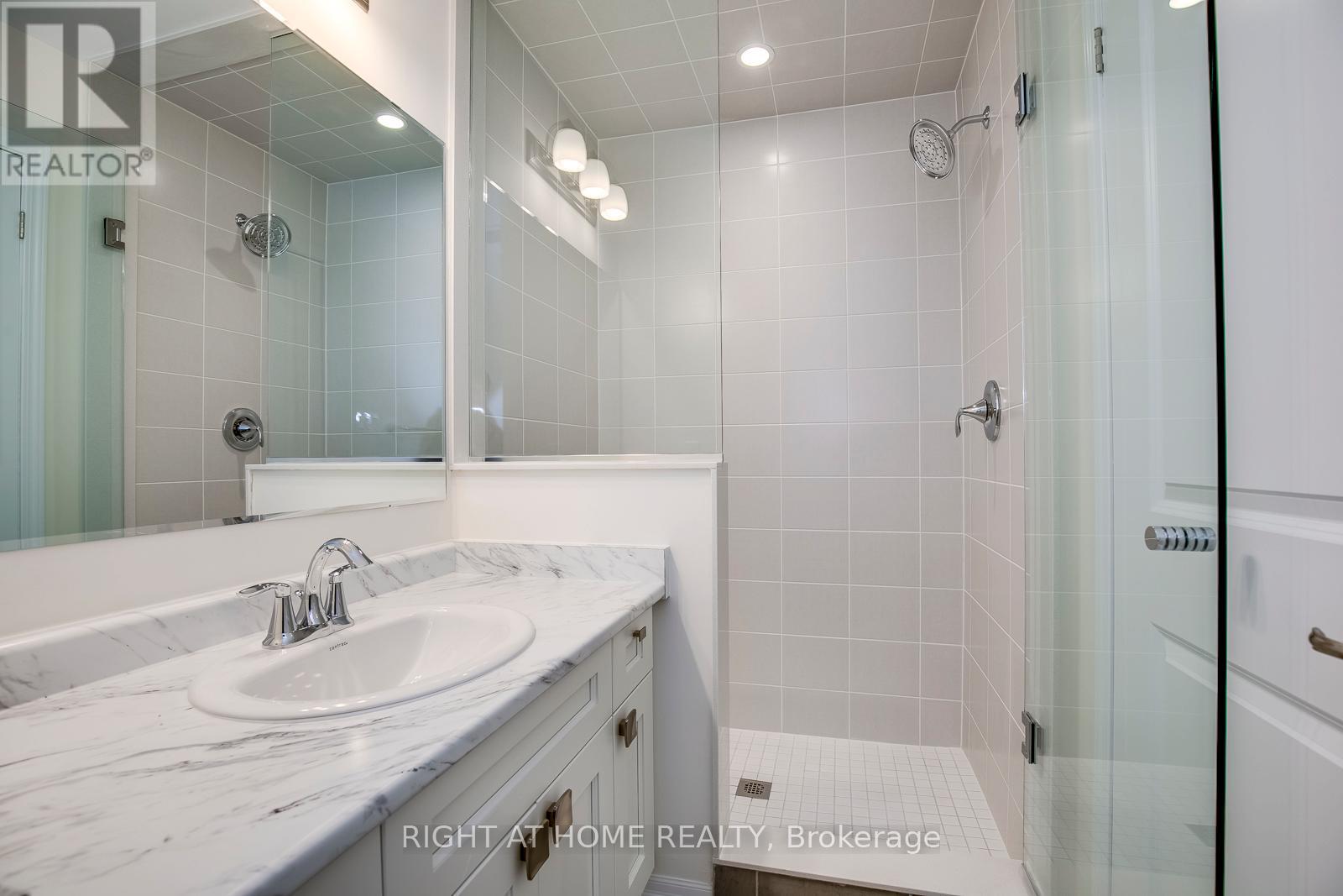 3329 Vardon Way, Oakville, Ontario  L6M 1R6 - Photo 21 - W13629954