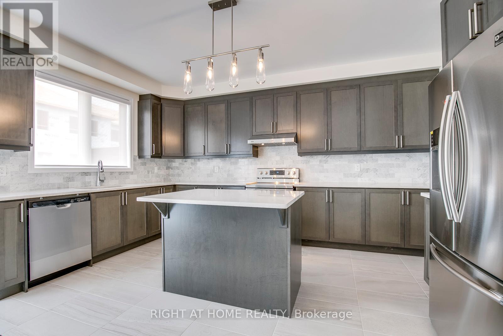 3329 Vardon Way, Oakville, Ontario  L6M 1R6 - Photo 6 - W13629954