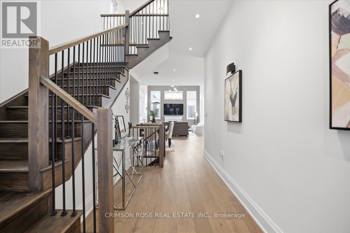 1467 Everest Crescent, Oakville, Ontario  L6H 3S4 - Photo 6 - W13629972