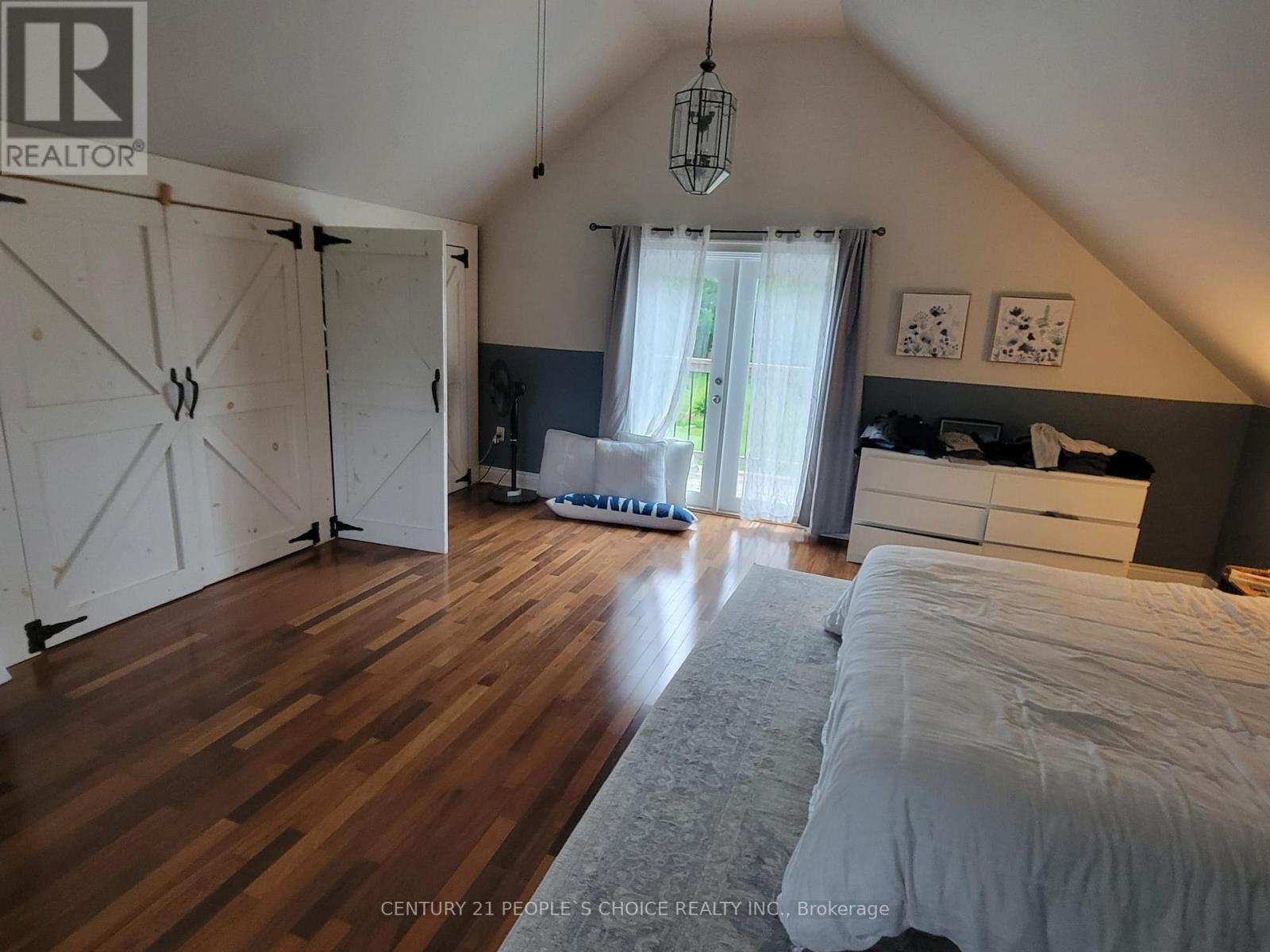 2566 2 Side Road, Burlington, Ontario  L7M 0T1 - Photo 4 - W13629976