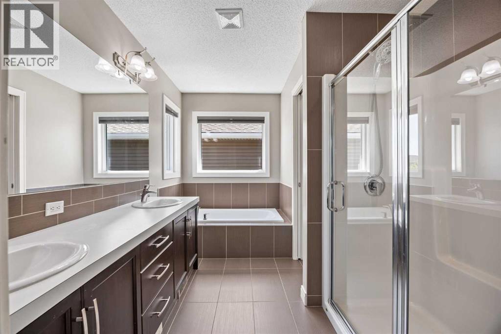 63 Redstone Gardens Ne, Calgary, Alberta  T3N 0J8 - Photo 25 - A2328860