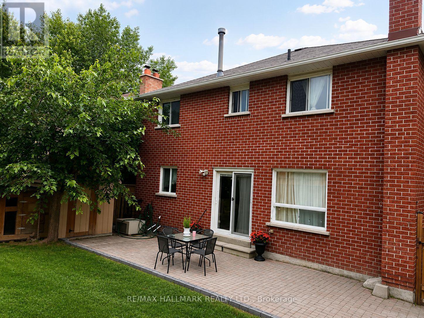 92 Weldrick Road E, Richmond Hill, Ontario  L4C 8T7 - Photo 31 - N13225490