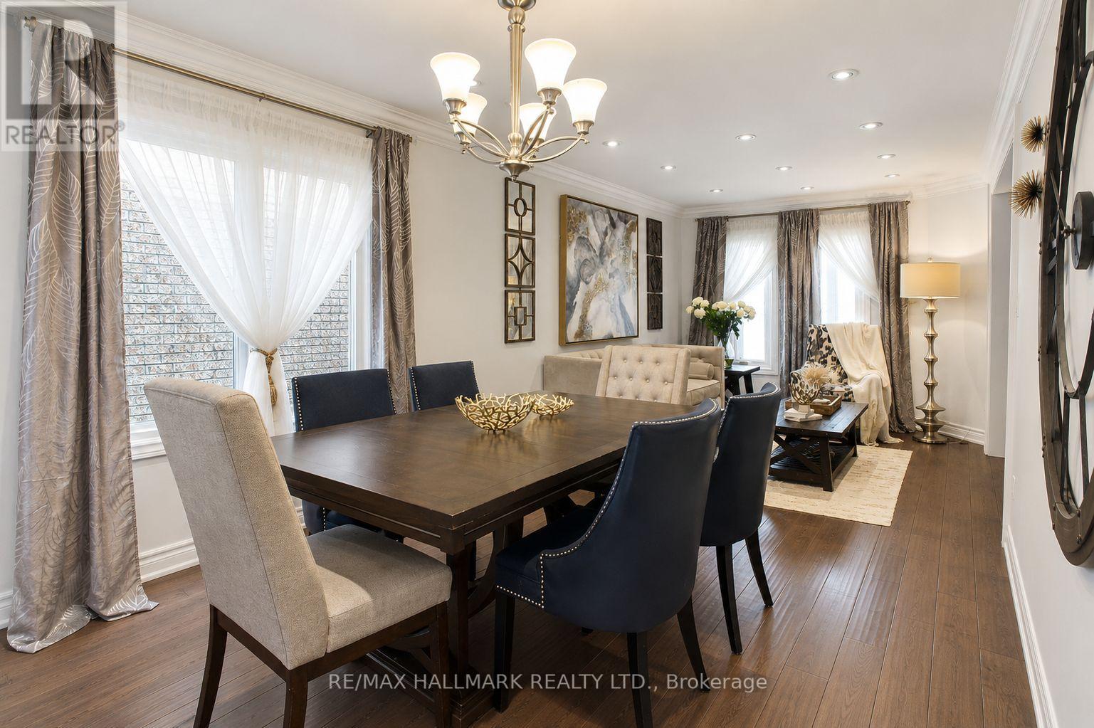 92 Weldrick Road E, Richmond Hill, Ontario  L4C 8T7 - Photo 4 - N13225490