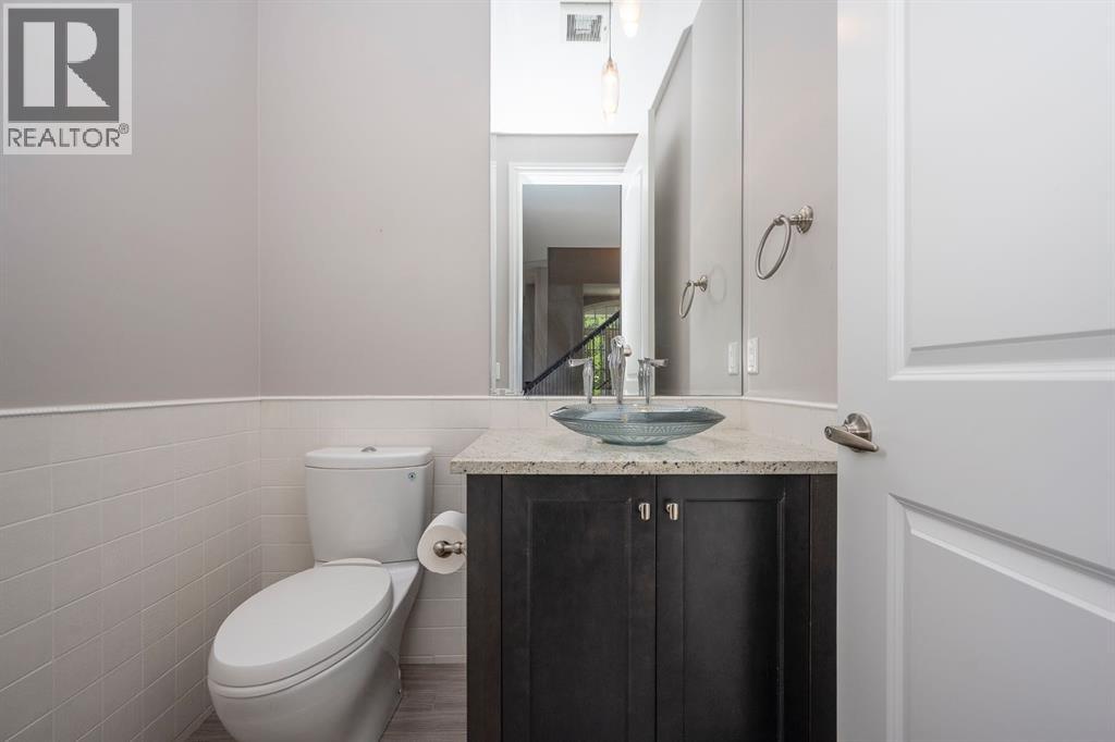 1 Murmansk Way SW, Calgary, Alberta  T3E 7A8 - Photo 11 - A2308045