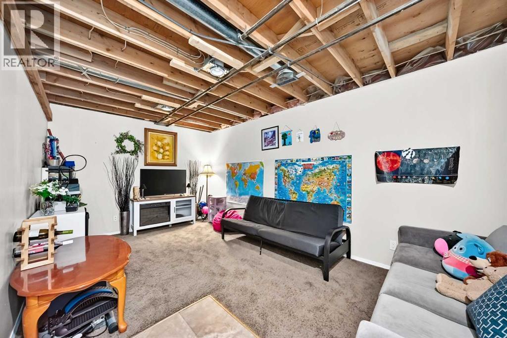 89 Bedford Manor NE, Calgary, Alberta  T3K 4B8 - Photo 27 - A2324015