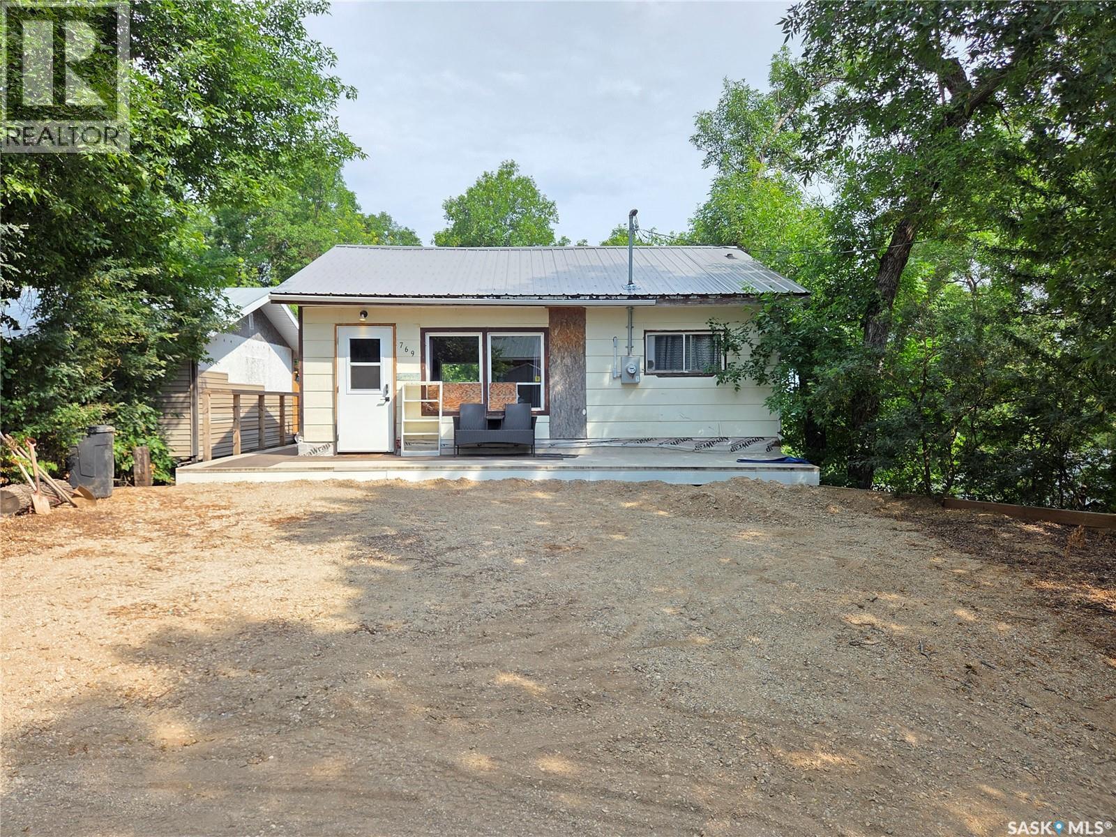 769 Ennis AVENUE, White Bear IR 70, Saskatchewan