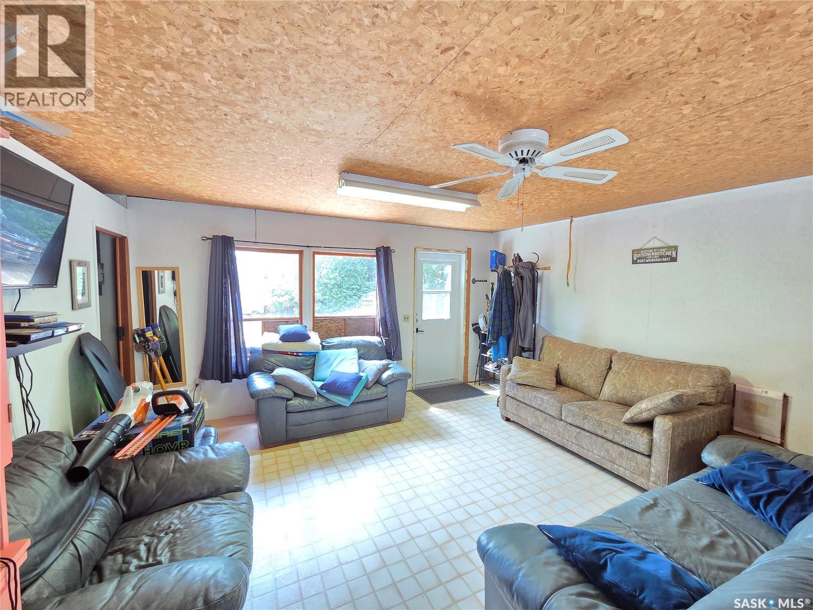 769 Ennis Avenue, White Bear Ir 70, Saskatchewan S0C 0R0 - Photo 21 - SK044307