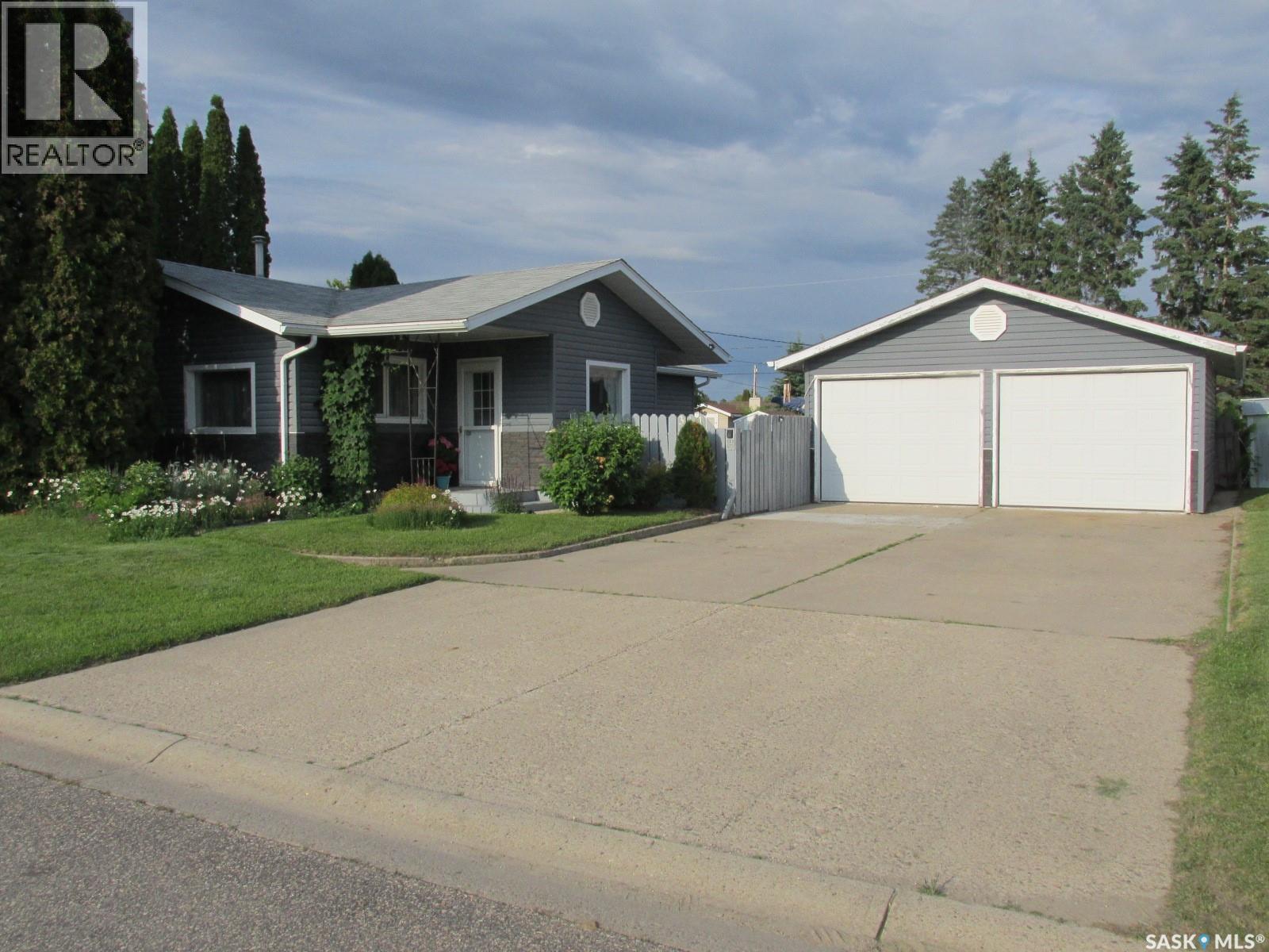 311 3rd STREET N, Nipawin, Saskatchewan