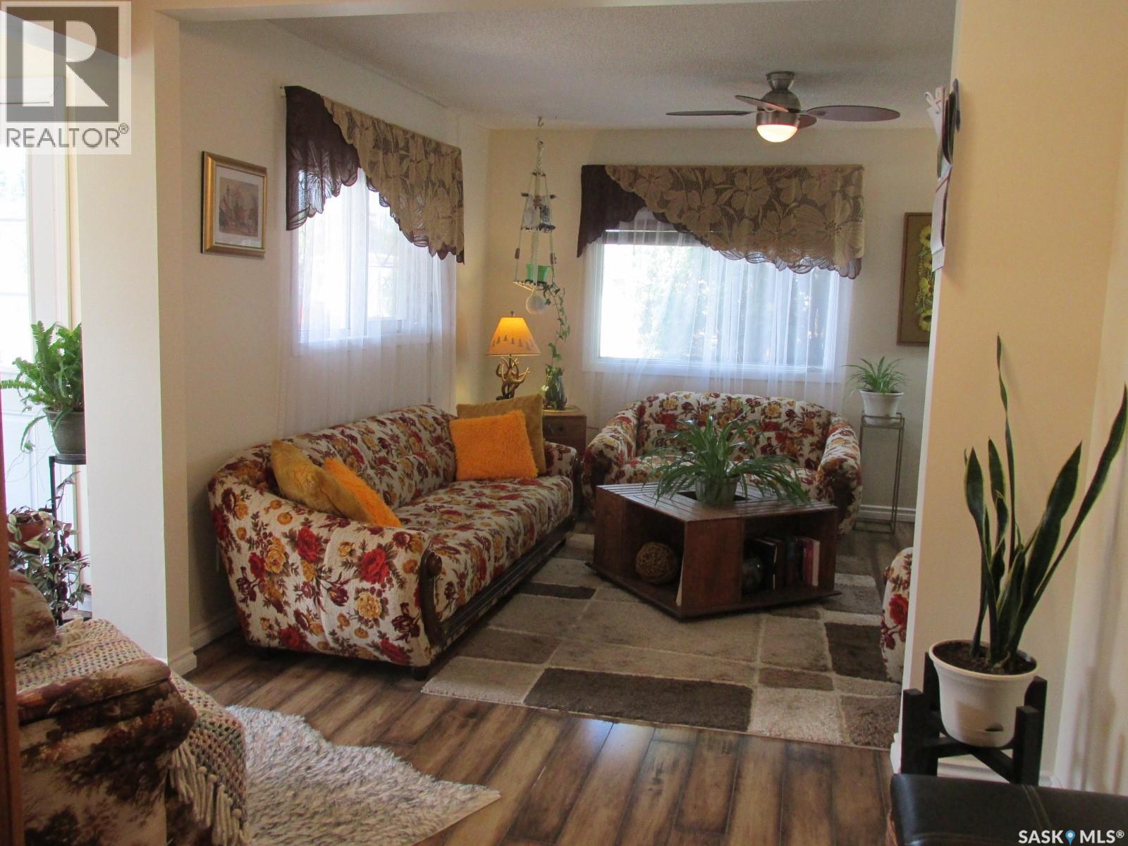 311 3rd Street N, Nipawin, Saskatchewan S0E 1E0 - Photo 15 - SK044292