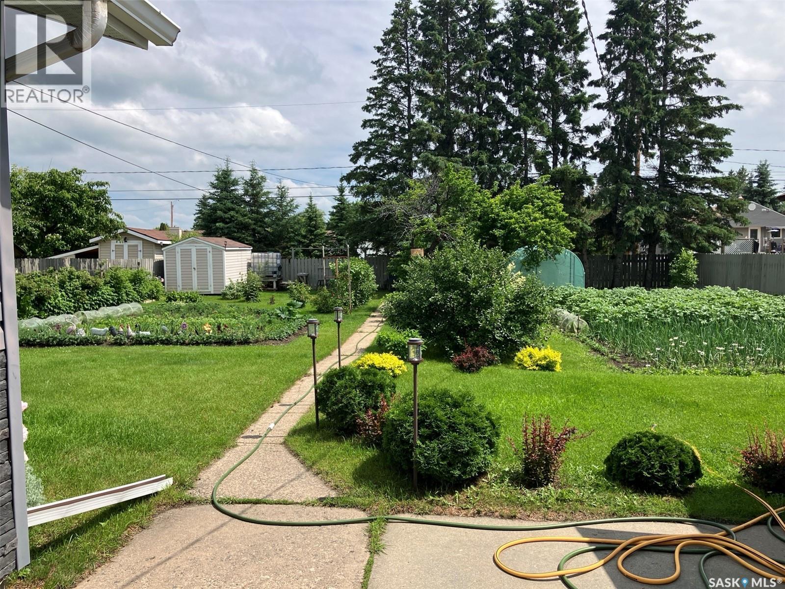 311 3rd Street N, Nipawin, Saskatchewan S0E 1E0 - Photo 4 - SK044292