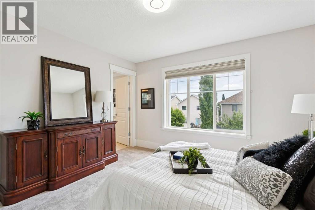 257 Cougartown Circle SW, Calgary, Alberta  T3H 0A2 - Photo 17 - A2327920