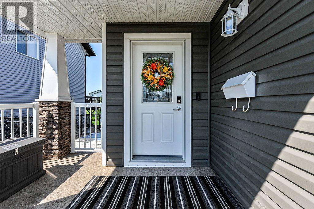 5206 33a Avenue, Camrose, Alberta  T4V 4E2 - Photo 6 - A2333770