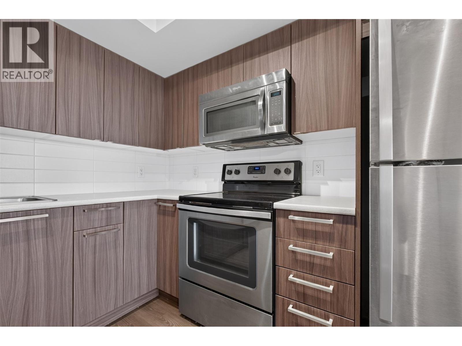 883 Academy Way Unit# 103, Kelowna, British Columbia  V1V 0A3 - Photo 5 - 10395653
