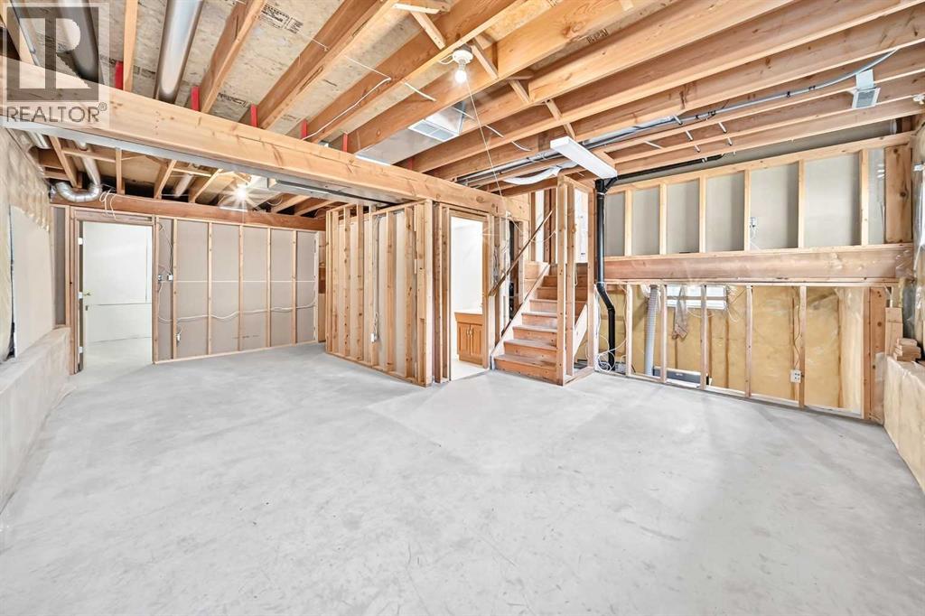 396 Hawkstone Drive NW, Calgary, Alberta  T3G 3T7 - Photo 25 - A2333537