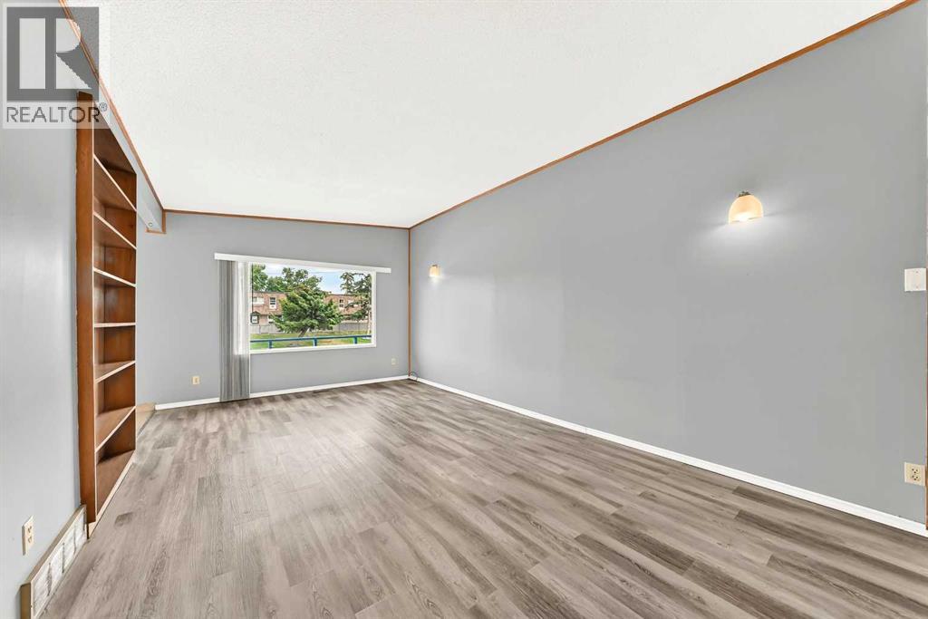 6329 Centre Street NW, Calgary, Alberta  T2K 0V3 - Photo 2 - A2322623