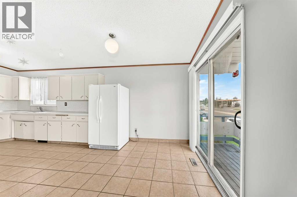 6329 Centre Street NW, Calgary, Alberta  T2K 0V3 - Photo 9 - A2322623