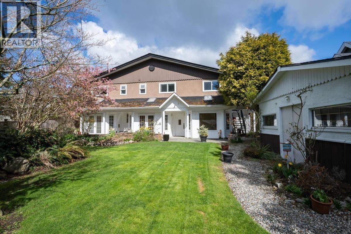 Upper Suite 5368 1a Avenue, Delta, British Columbia  V4M 1C5 - Photo 2 - R3151068