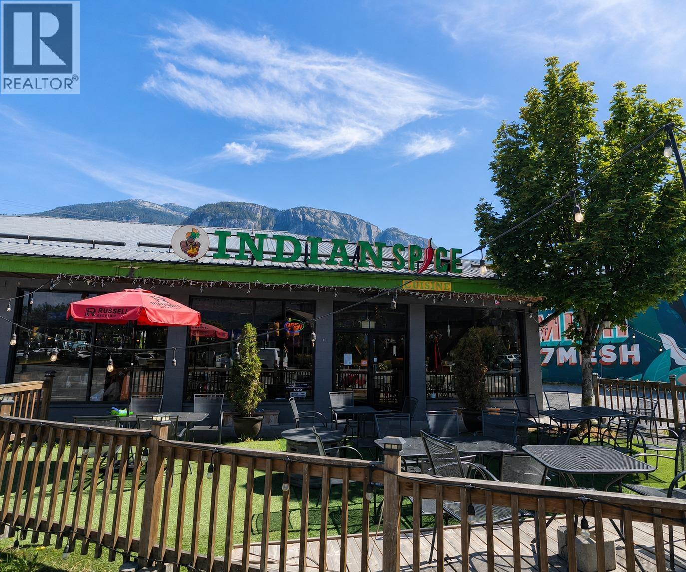 38192 Cleveland Avenue, Squamish, British Columbia  V8B 0W6 - Photo 2 - C8080859