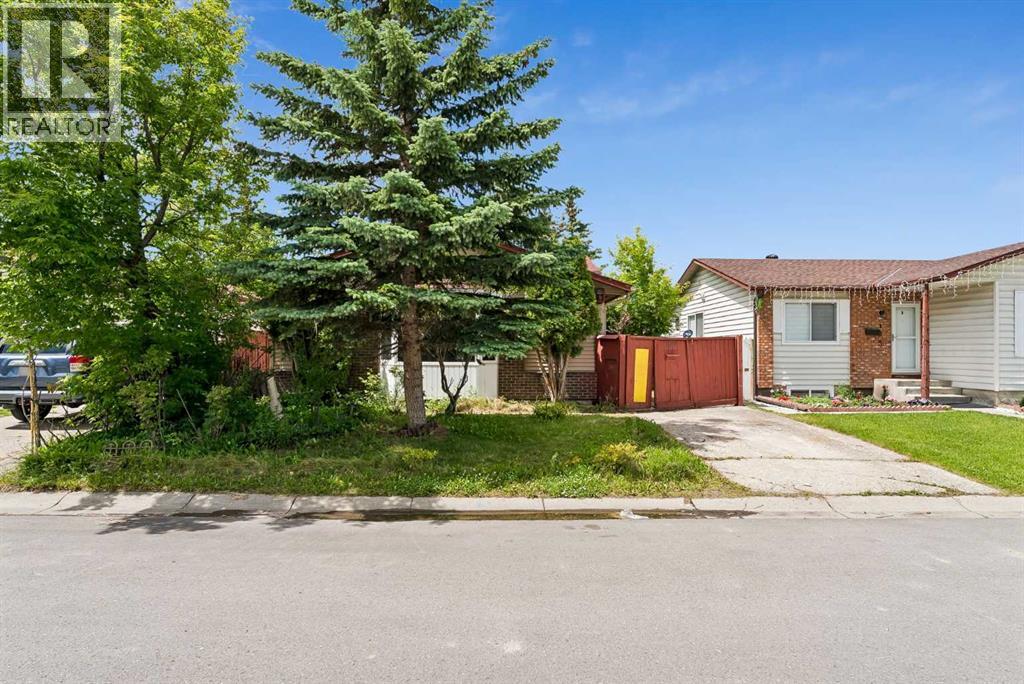 189 Whitaker Close NE, Calgary, Alberta  T1Y 5K2 - Photo 2 - A2307537