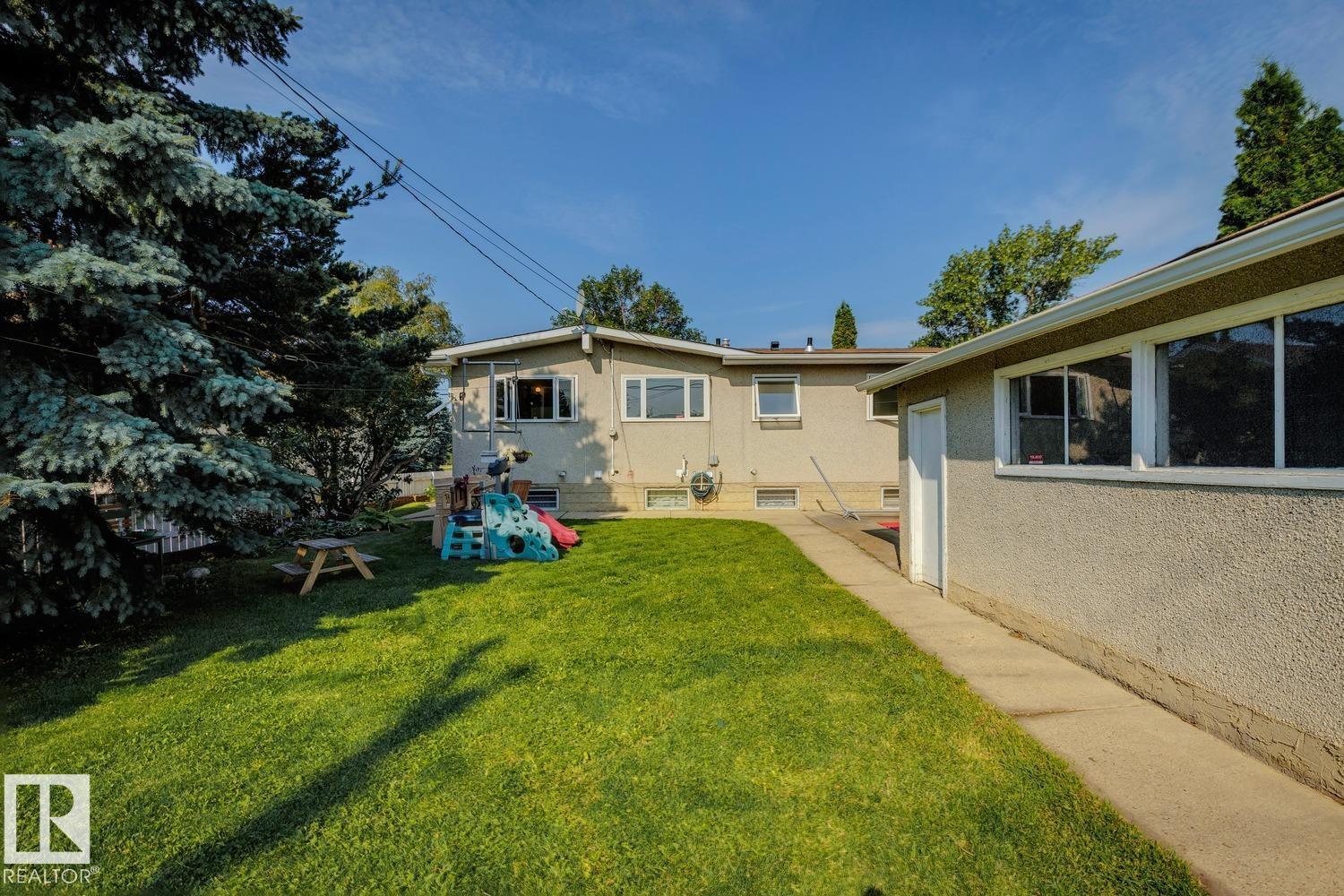 12835 91 St NW NW, Edmonton, Alberta  T5E 3P4 - Photo 35 - E4501822