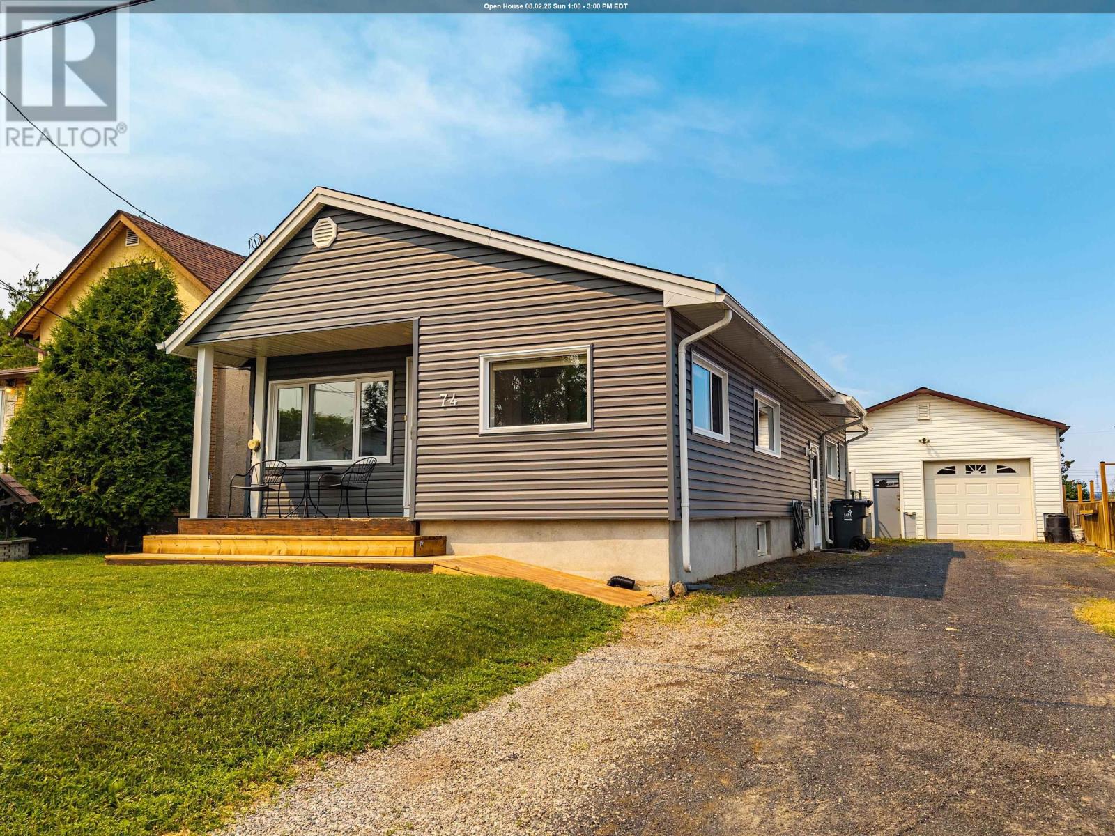 74 MELVIN AVE, THUNDER BAY, Ontario