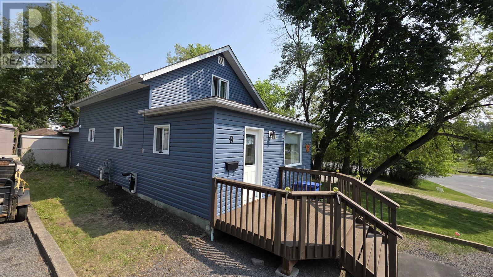 9 MASCOTT AVE, KENORA, Ontario