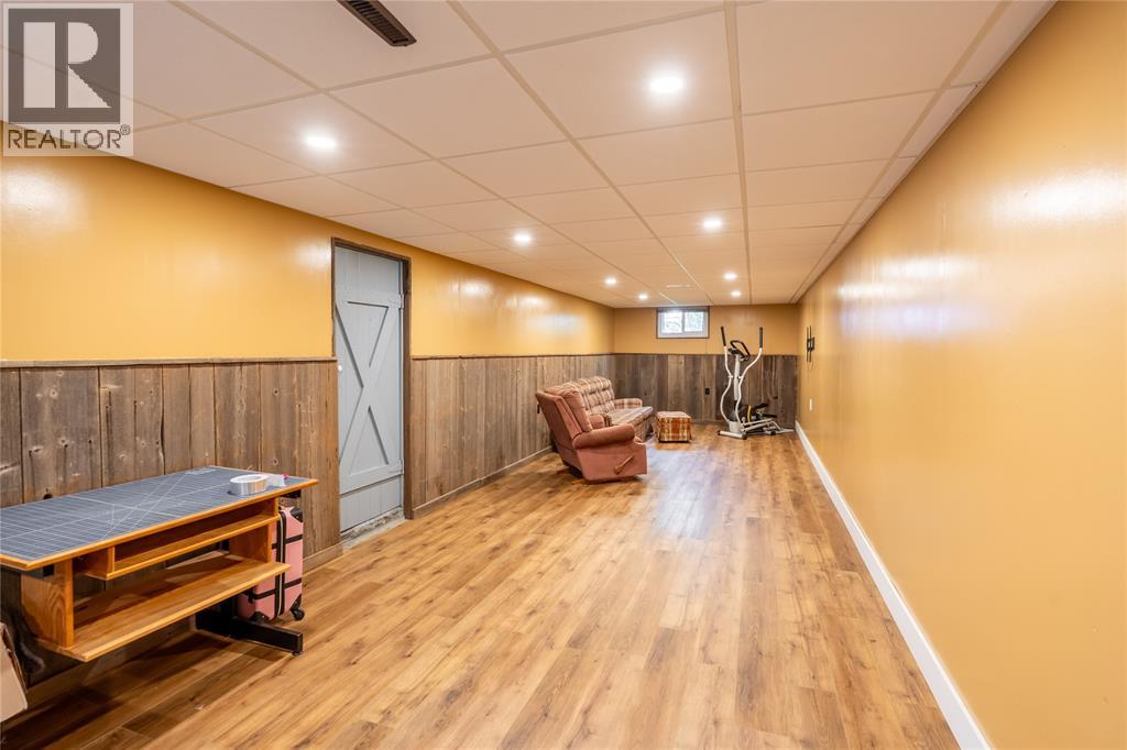416 Ignatiefna Street, Petrolia, Ontario  N0N 1R0 - Photo 18 - 26018354