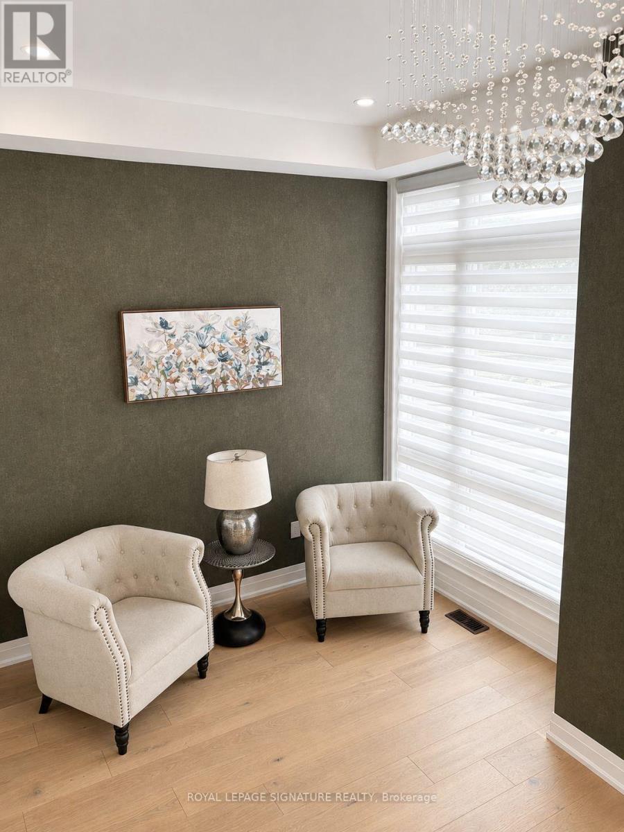 308 King Road, Richmond Hill, Ontario  L4E 1H4 - Photo 14 - N13629018