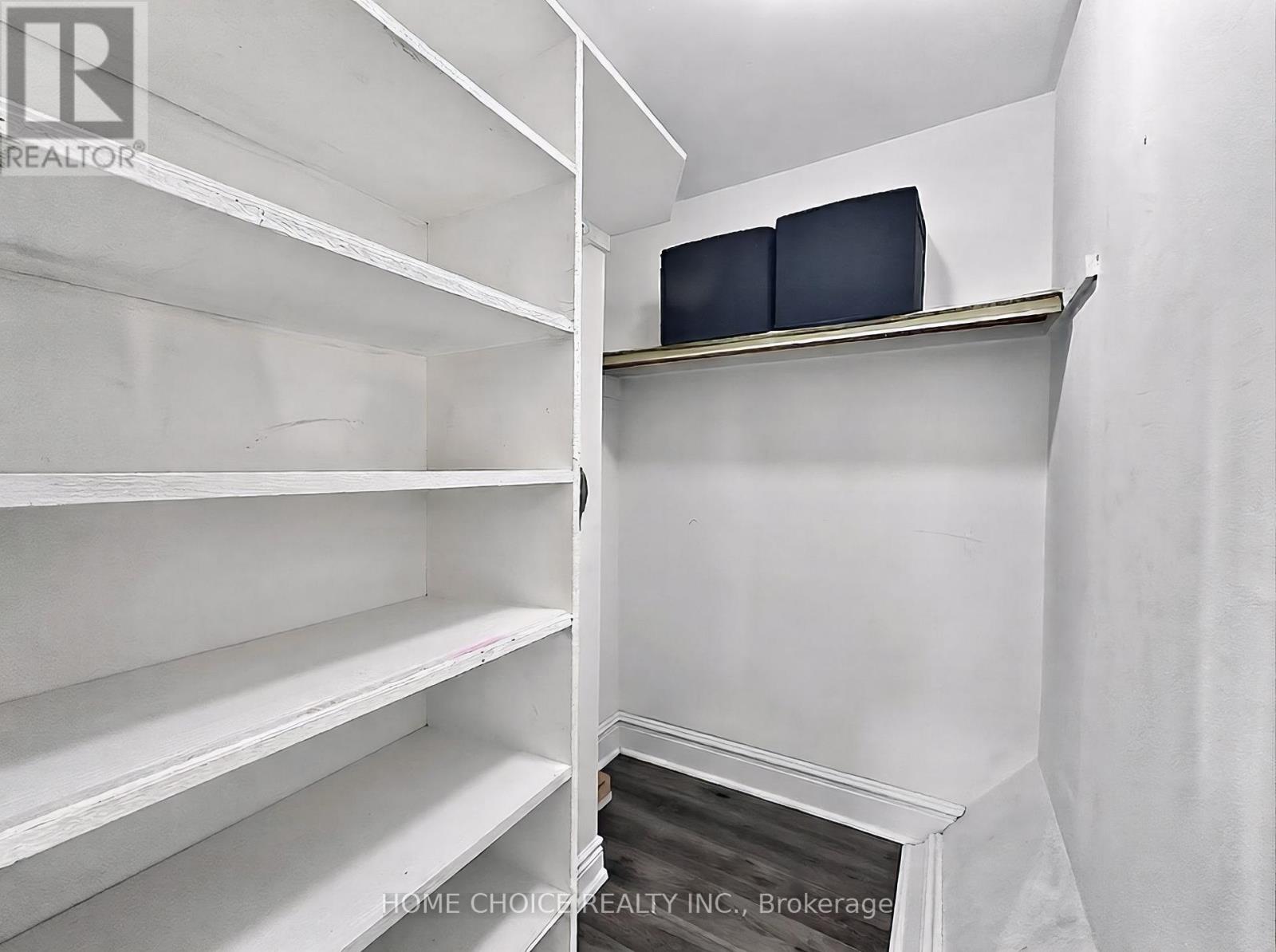 38 Robbinstone Drive, Toronto, Ontario  M1B 2E6 - Photo 20 - E13629498
