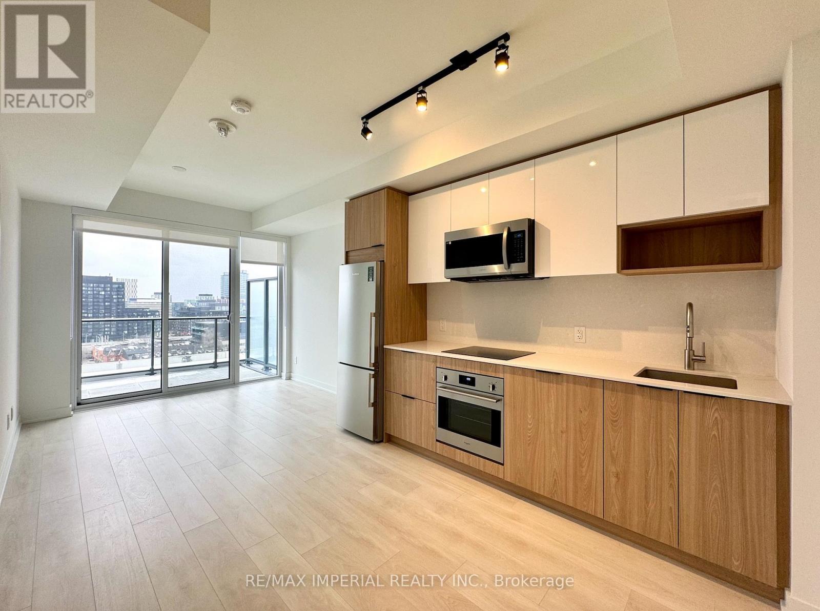 1009 - 5 Defries Street, Toronto, Ontario  M5A 3R4 - Photo 2 - C13629990