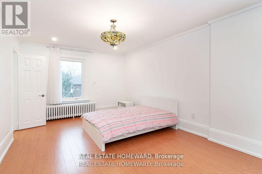 56 Oakwood Avenue, Toronto, Ontario  M6H 2V6 - Photo 13 - C13630008