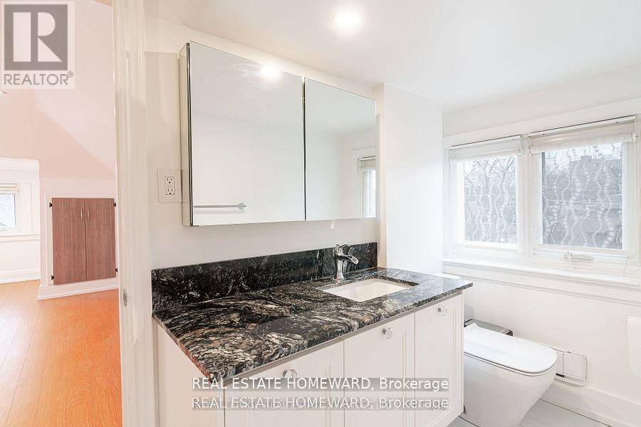 56 Oakwood Avenue, Toronto, Ontario  M6H 2V6 - Photo 27 - C13630008